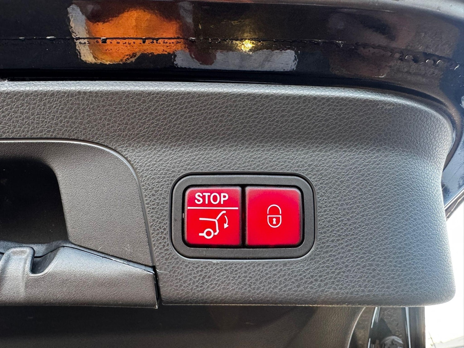 Used Mercedes-Benz GLC 2016 for sale - 76672512: Photo 35