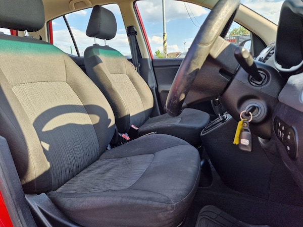 Used Hyundai i10 2011 for sale - 74618901: Photo 9