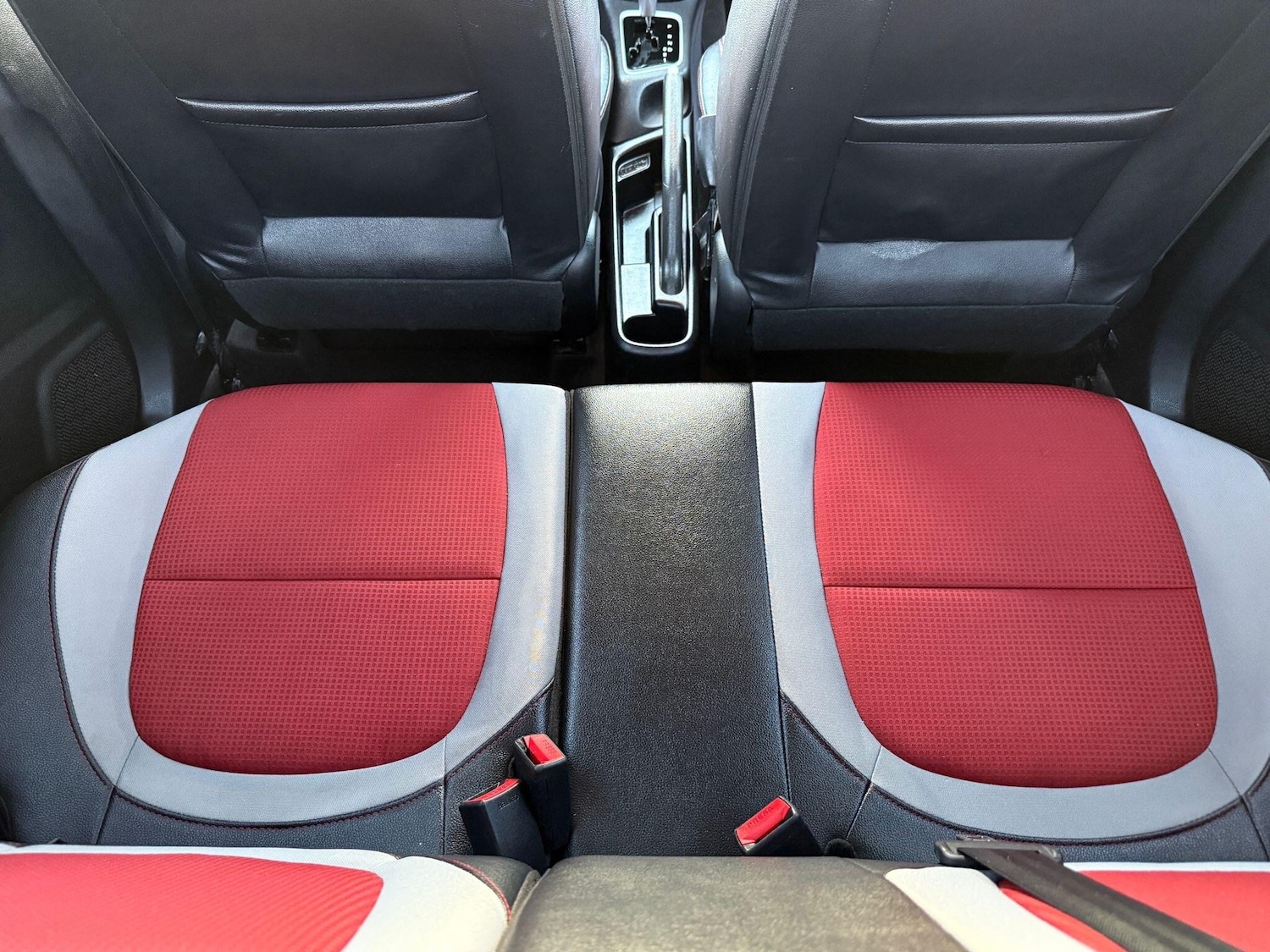 Used Kia Picanto 2016 for sale - 76032137: Photo 25