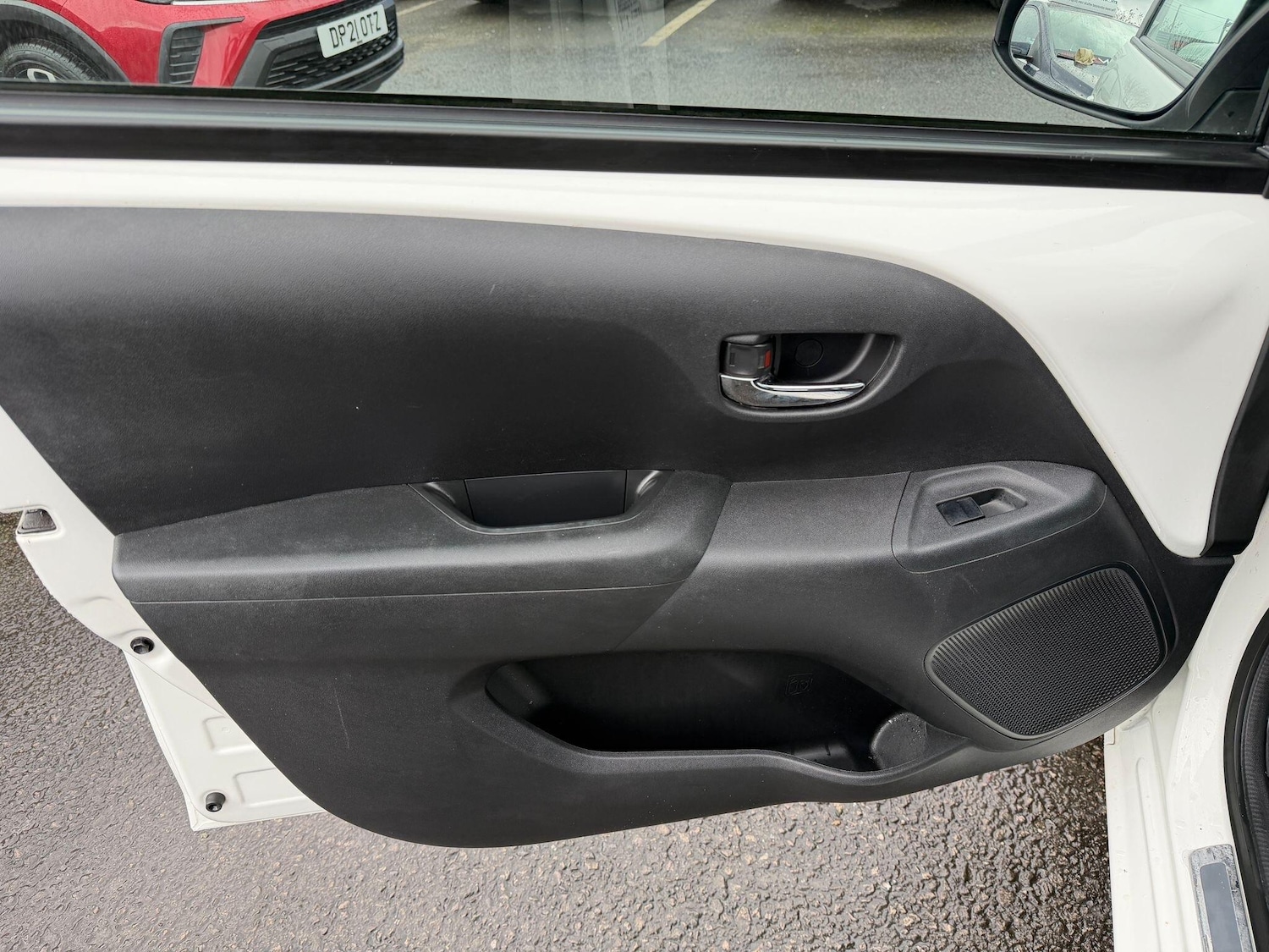 Used Toyota AYGO 2015 for sale - 77696041: Photo 23