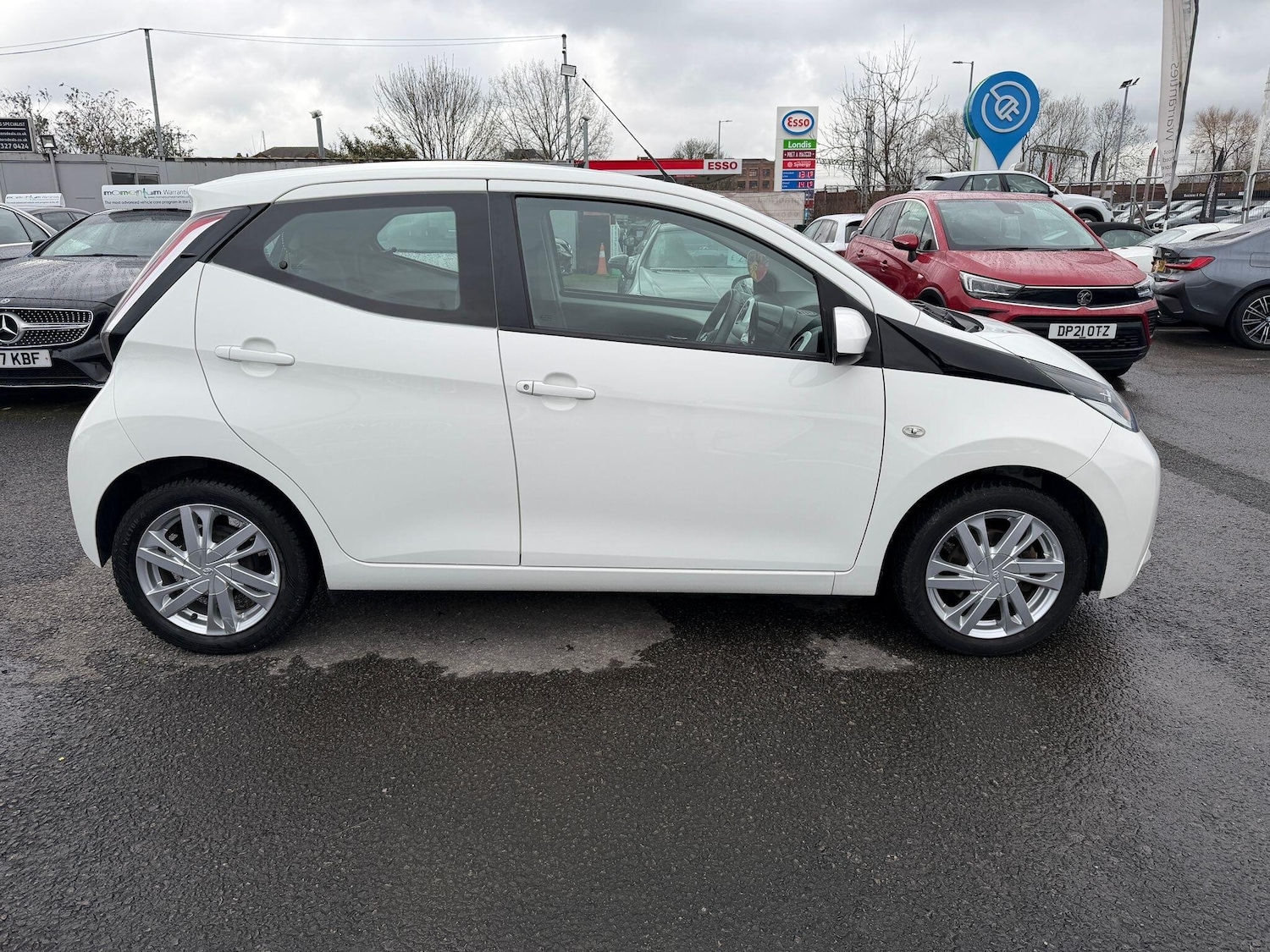 Used Toyota AYGO 2015 for sale - 77696041: Photo 6