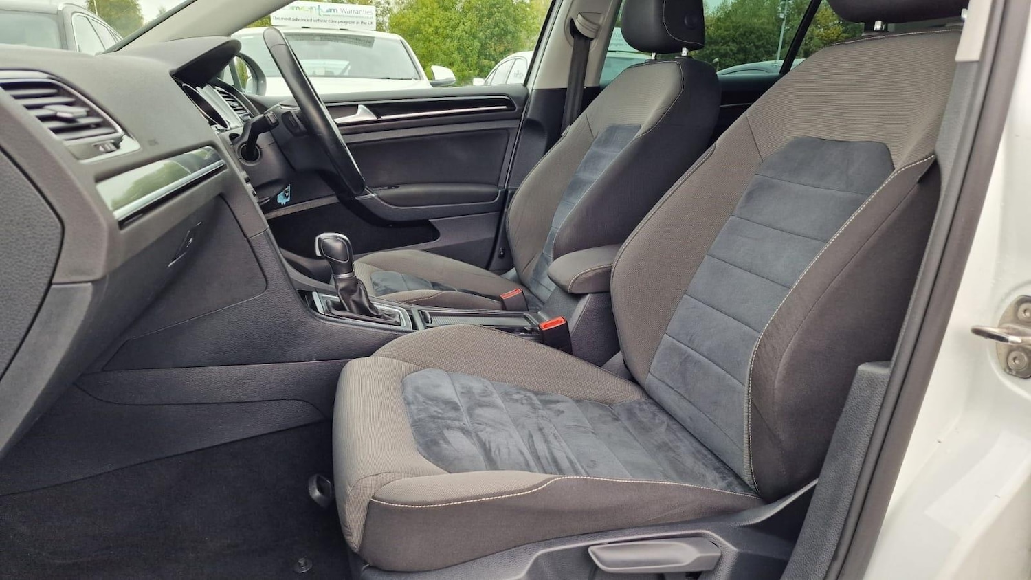 Used Volkswagen Golf 2015 for sale - 76094313: Photo 25