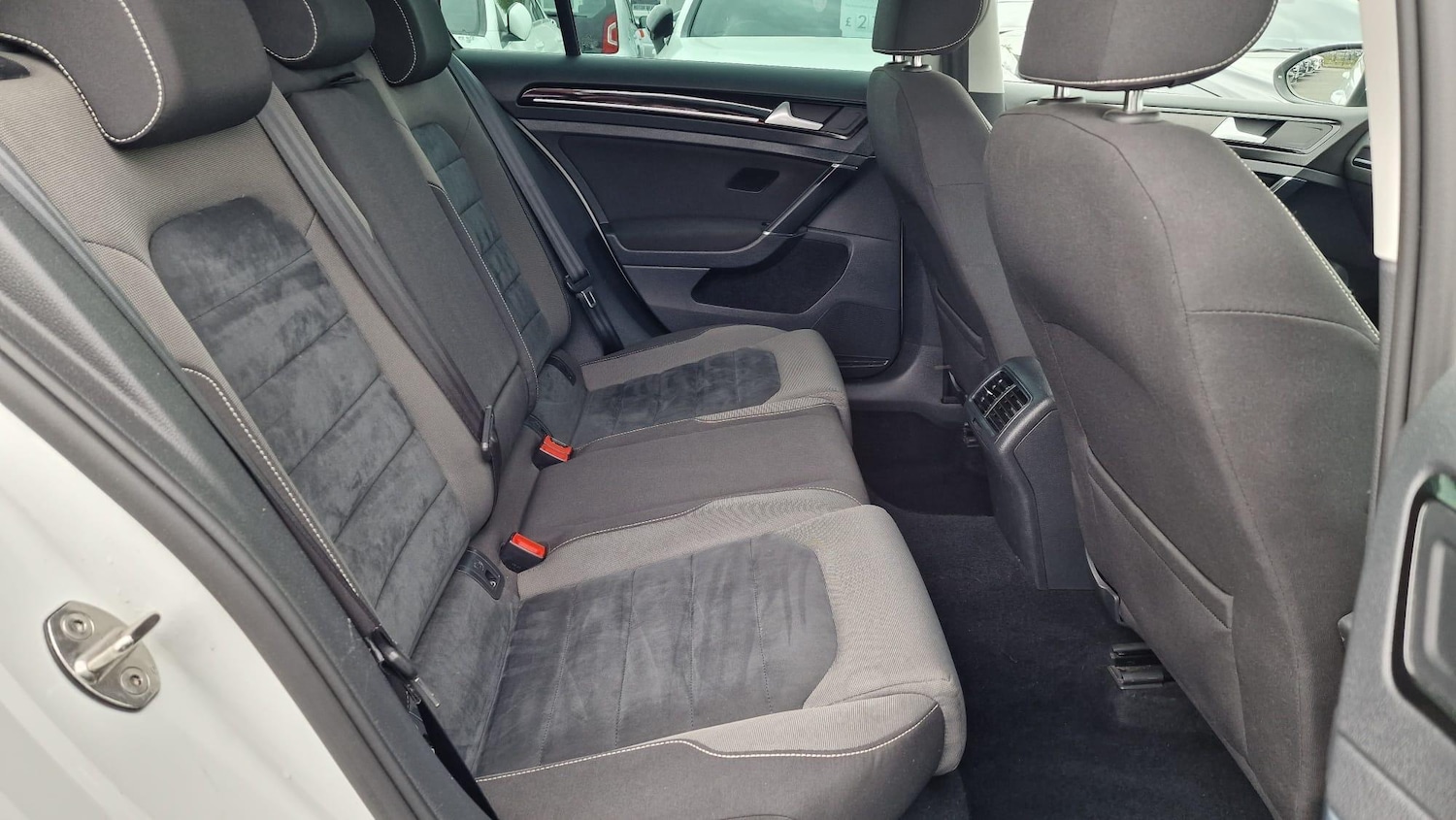 Used Volkswagen Golf 2015 for sale - 76094313: Photo 31