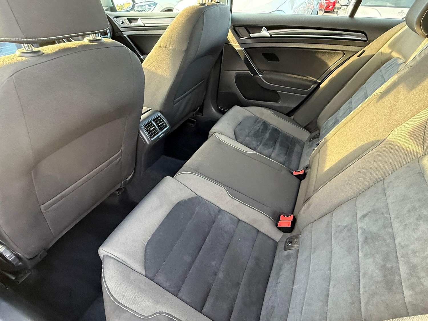 Used Volkswagen Golf 2013 for sale - 76043214: Photo 21