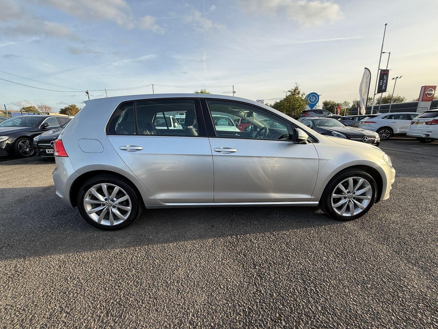 Used Volkswagen Golf 2013 for sale - 76043214: Photo 7