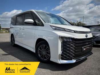 2025 (72) - 1.8 Petrol/Hybrid 7 Seater CVT 5dr