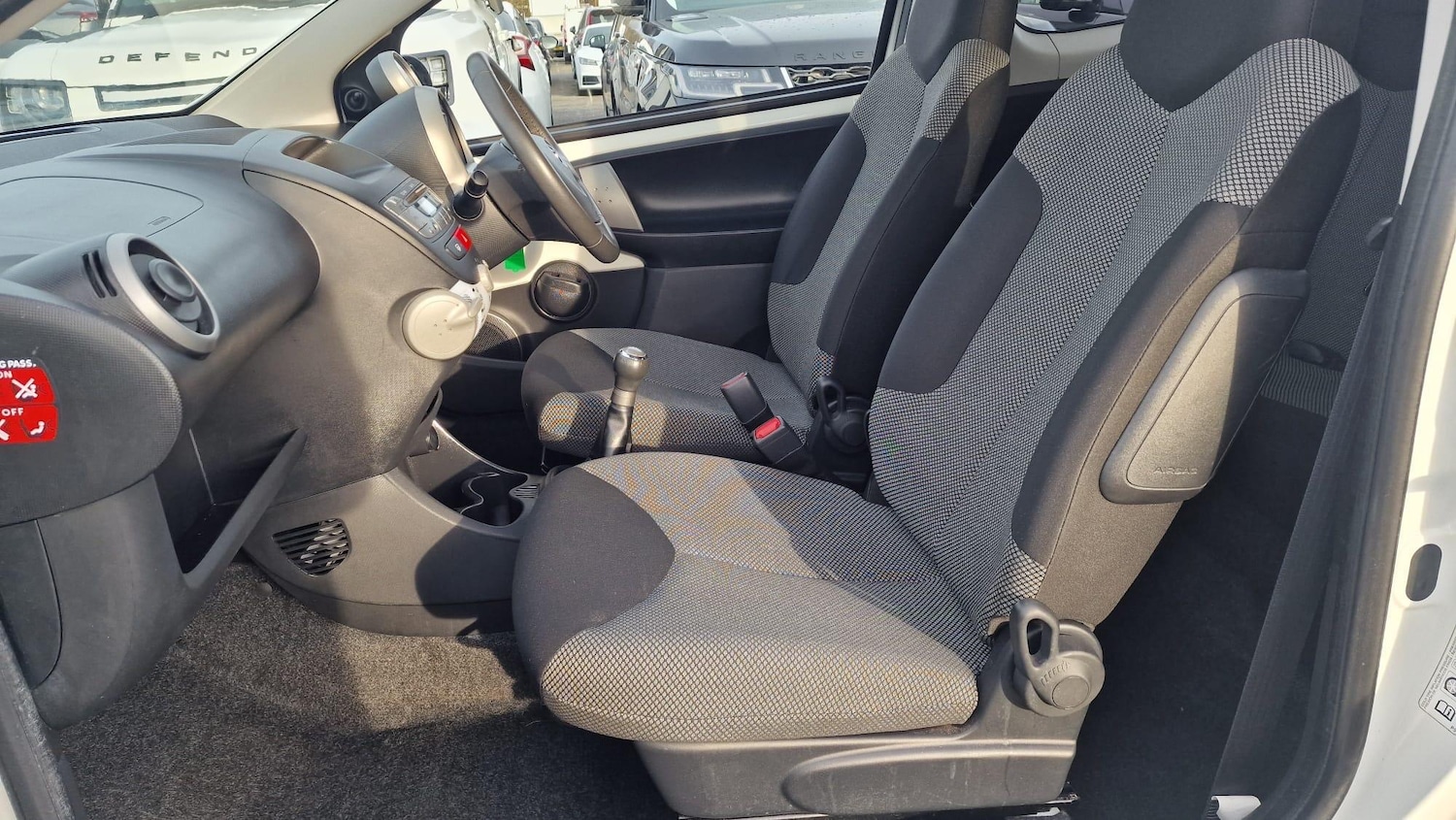 Used Toyota AYGO 2013 for sale - 77400400: Photo 18