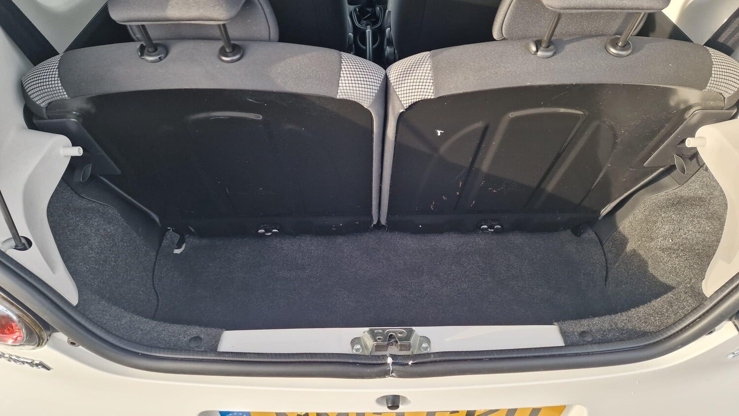 Used Toyota AYGO 2013 for sale - 77400400: Photo 23