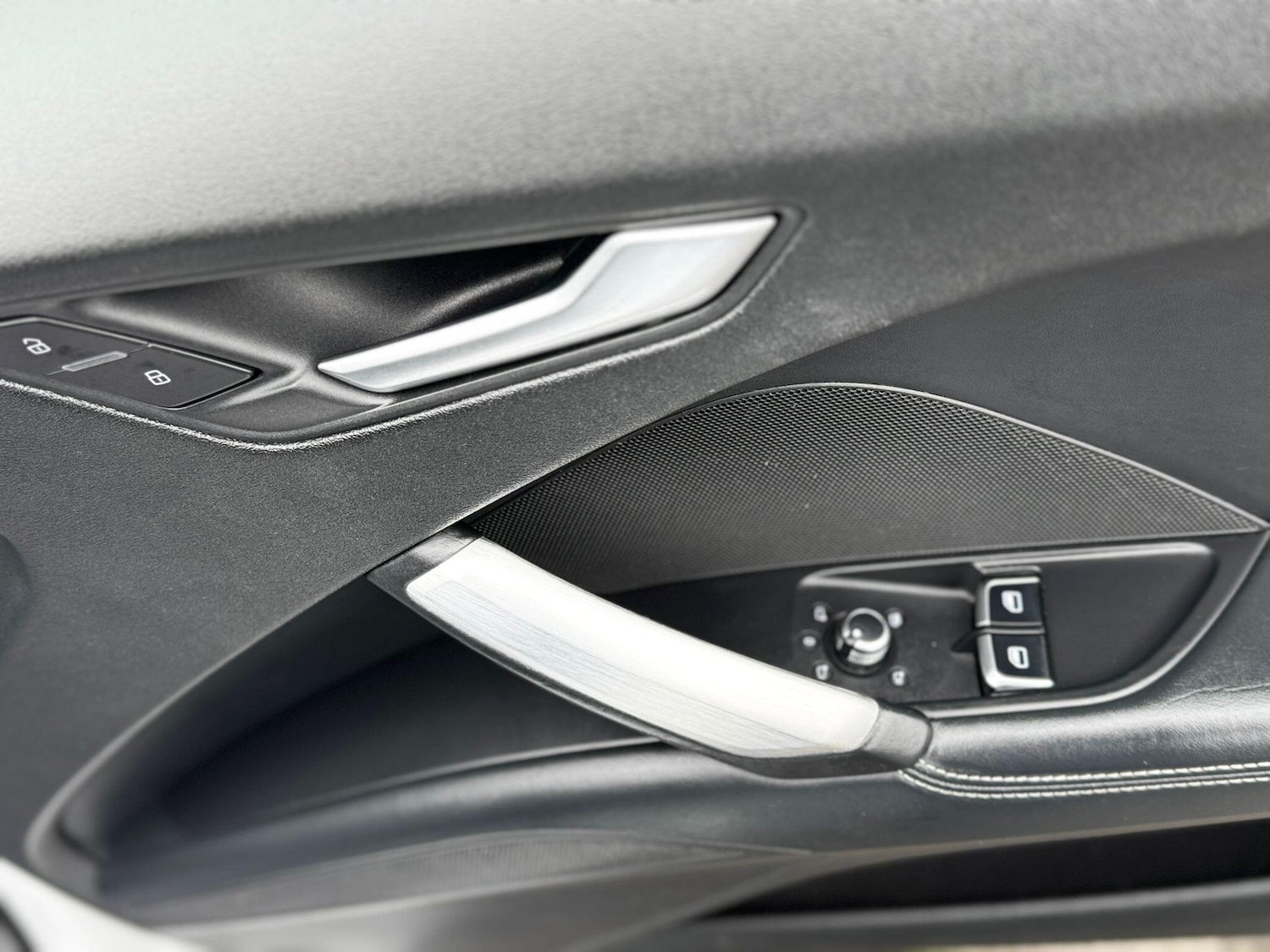 Used Audi TTS 2016 for sale - 75965130: Photo 37