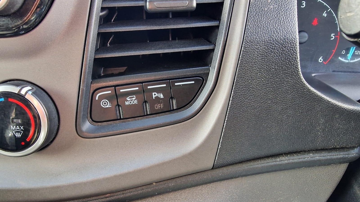 Used Ford Transit 2020 for sale - 76359883: Photo 19