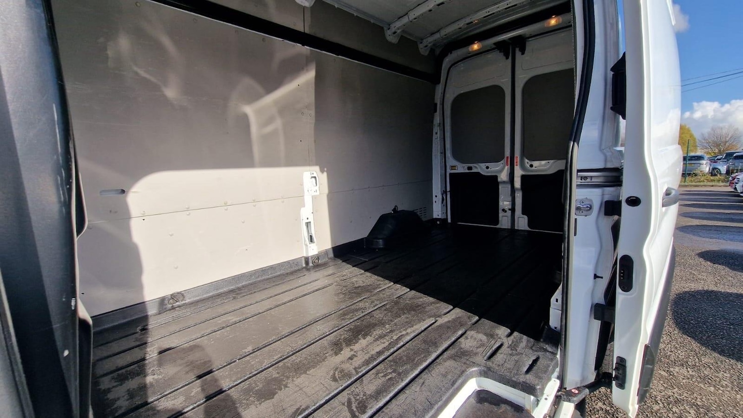 Used Ford Transit 2020 for sale - 76359883: Photo 31