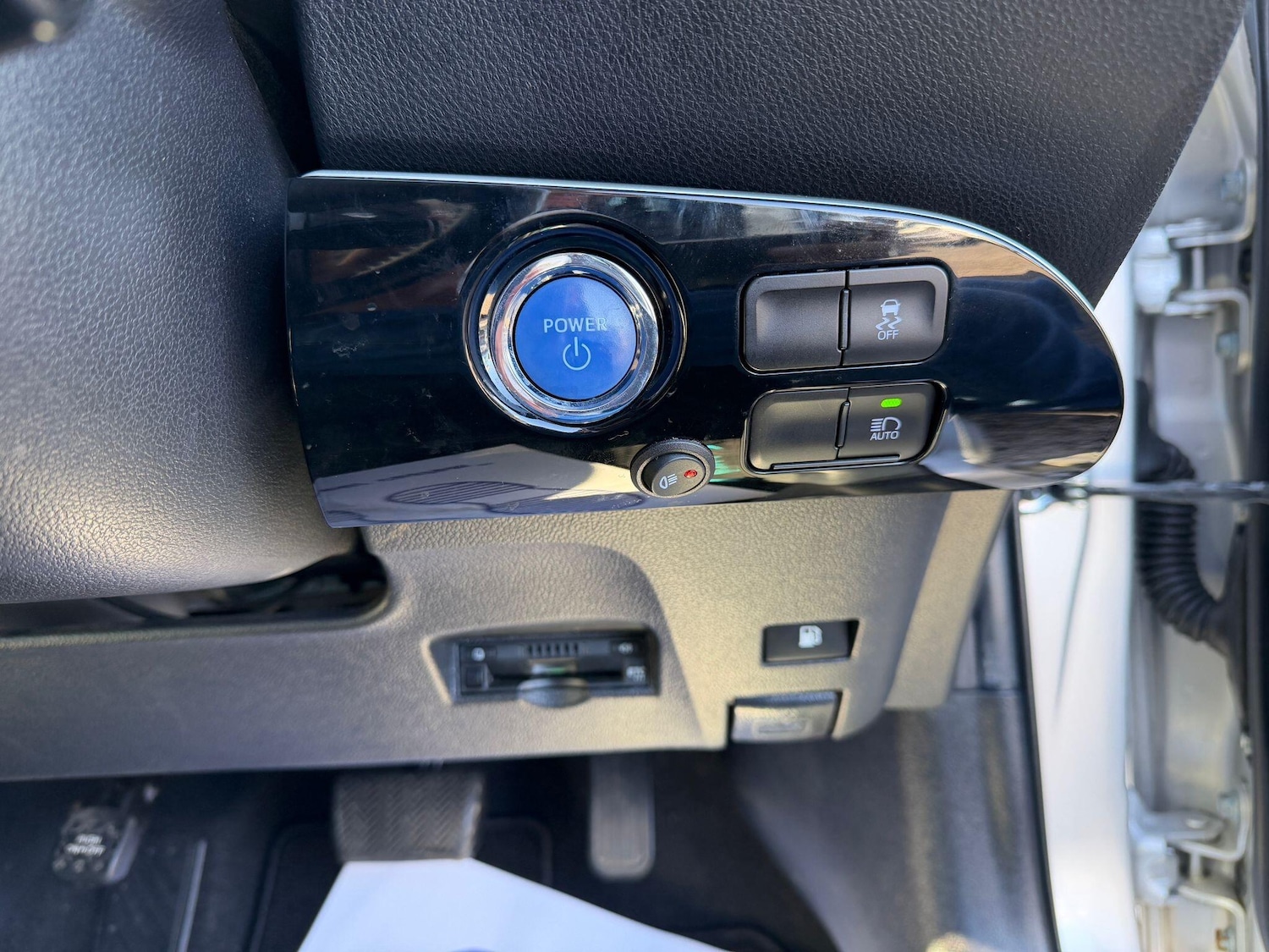 Used Toyota Prius 2019 for sale - 77925128: Photo 13