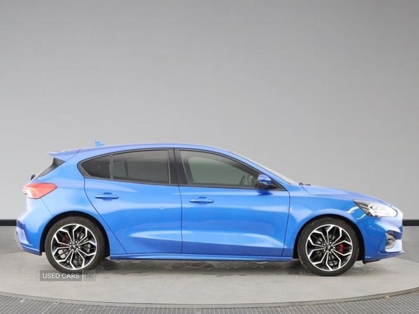 Used Ford Focus 2020 for sale - 76702728: Photo 2