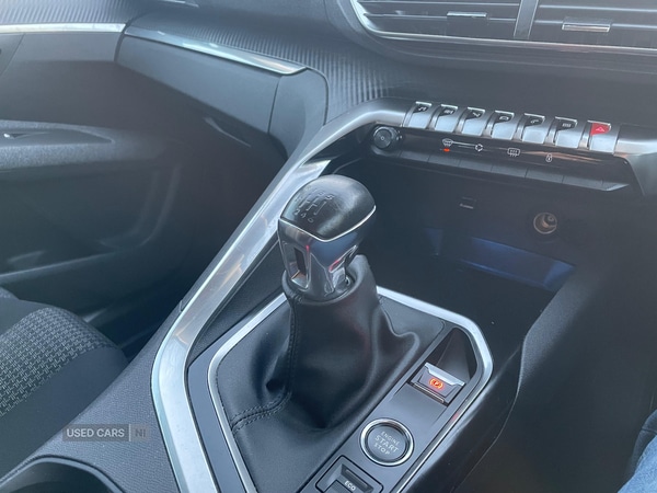 Used Peugeot 3008 2022 for sale - 76966021: Photo 30