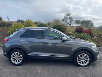 Used Volkswagen T-Roc 2023 for sale - 76024940: Photo 3