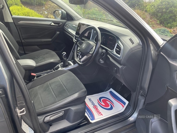 Used Volkswagen T-Roc 2023 for sale - 76024940: Photo 8