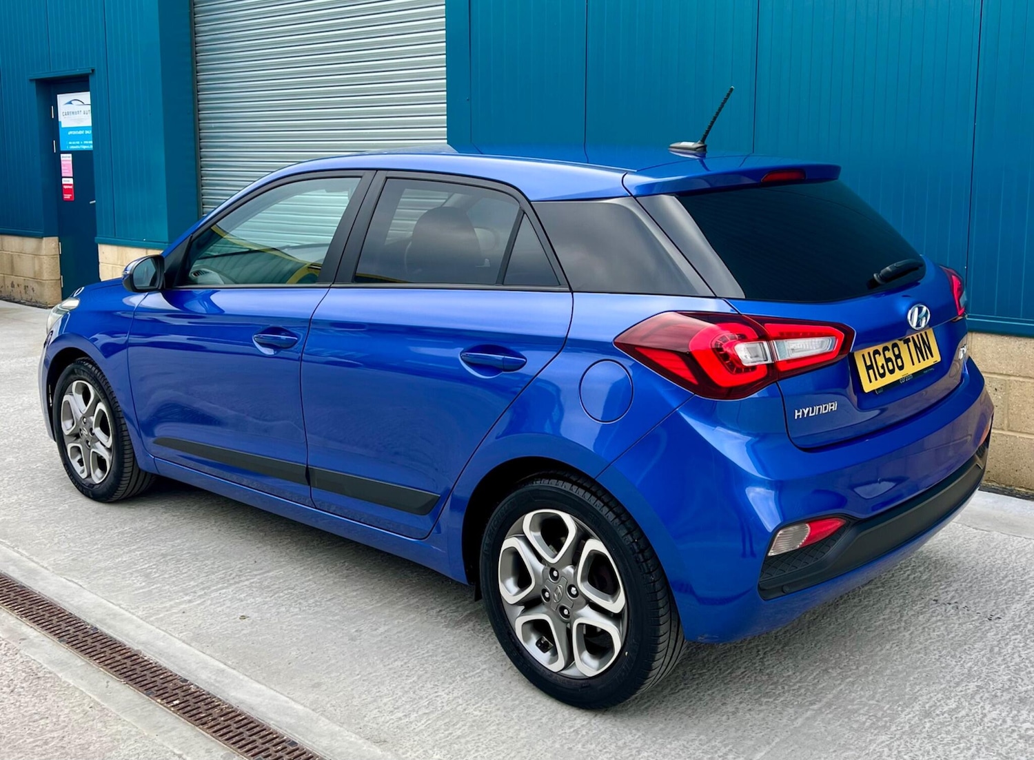 Used Hyundai i20 2019 for sale - 76214870: Photo 2