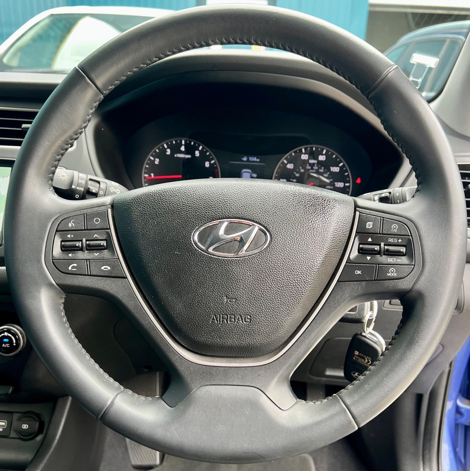 Used Hyundai i20 2019 for sale - 76214870: Photo 44