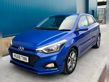 Used Hyundai i20 2019 for sale - 76214870: Photo 4