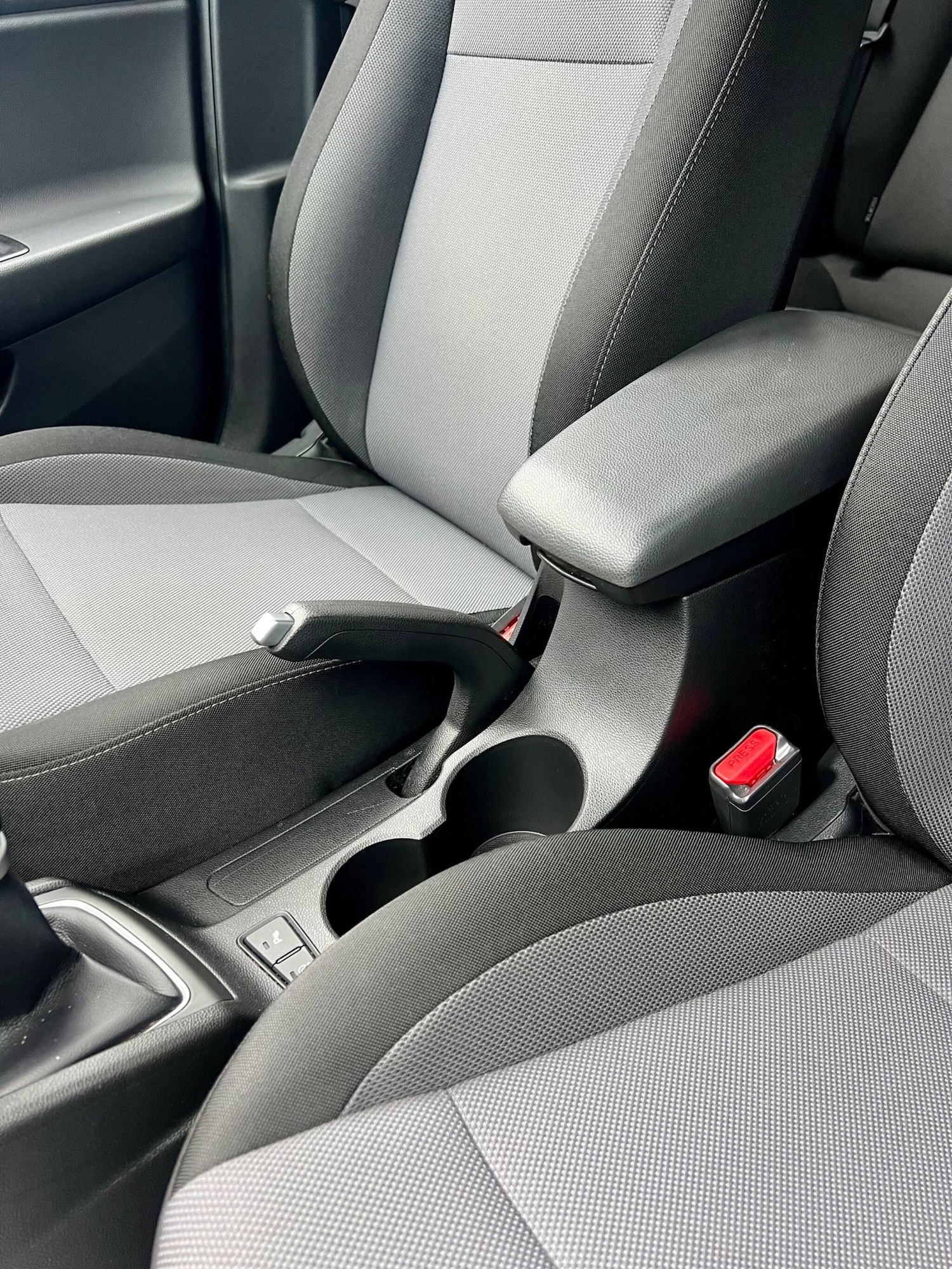 Used Hyundai i20 2019 for sale - 76214870: Photo 50