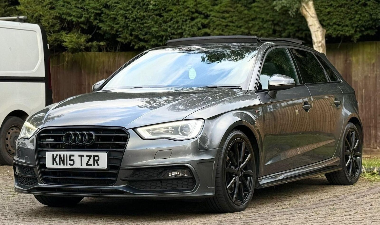 Used Audi A3 2015 for sale - 76201082: Photo 2