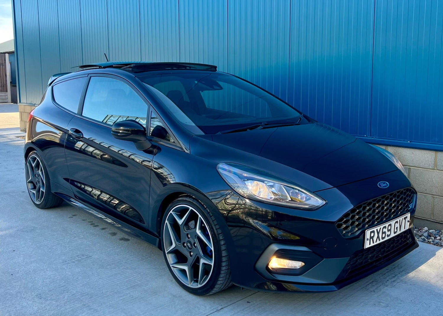 Used Ford Fiesta 2019 for sale - 76201074: Photo 4