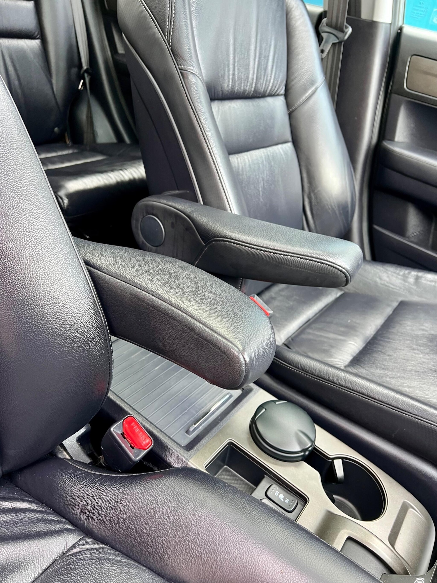 Used Honda CR-V 2010 for sale - 76399226: Photo 37