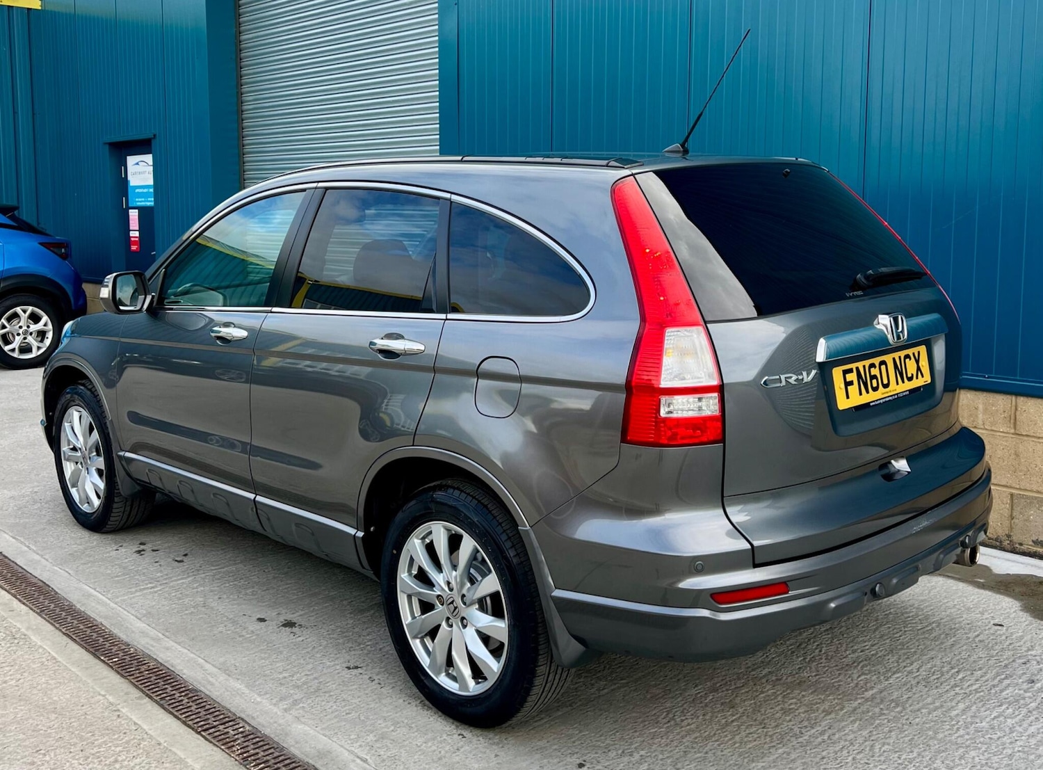 Used Honda CR-V 2010 for sale - 76399226: Photo 5