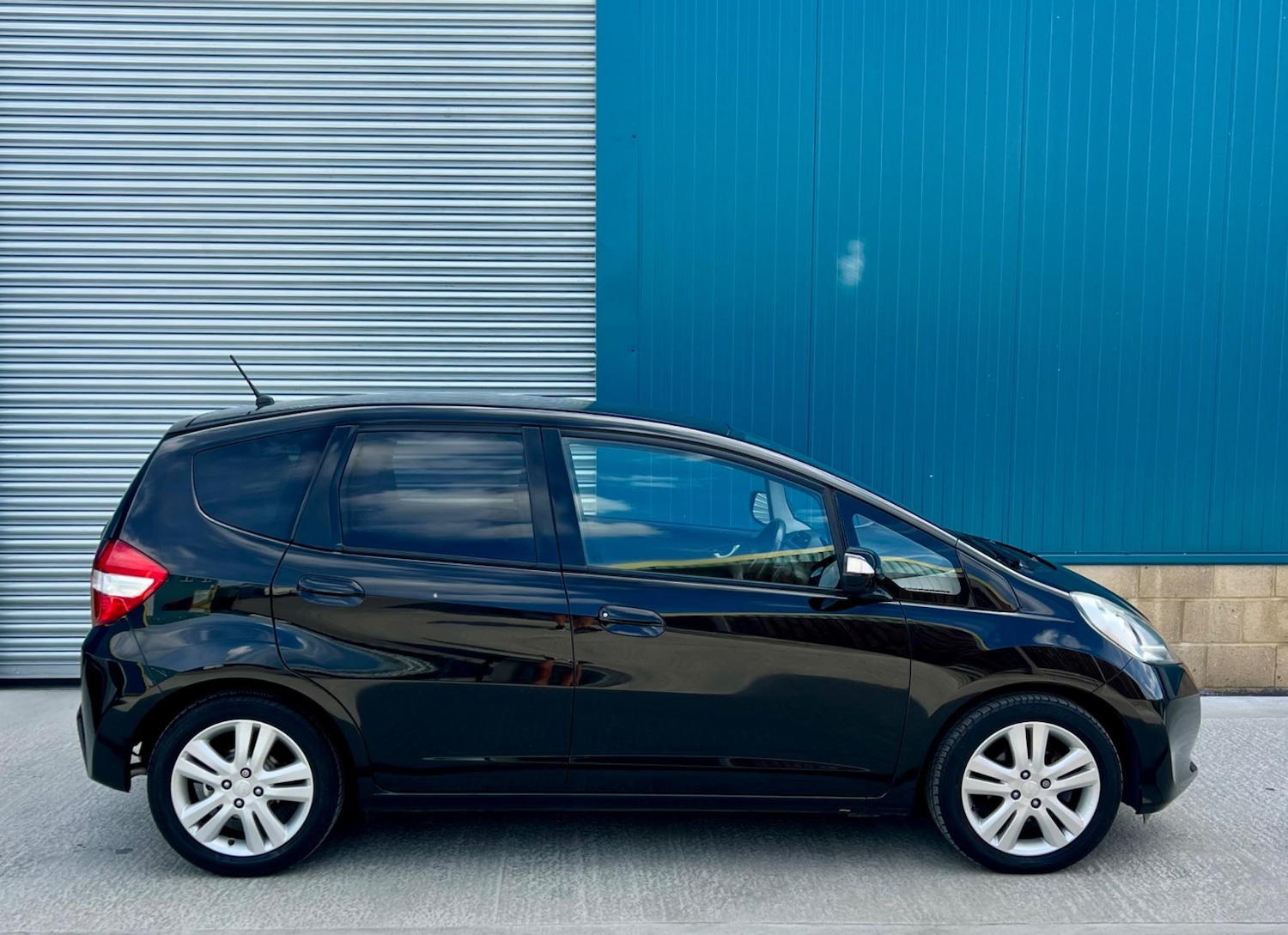 Used Honda Jazz 2014 for sale - 76201181: Photo 16