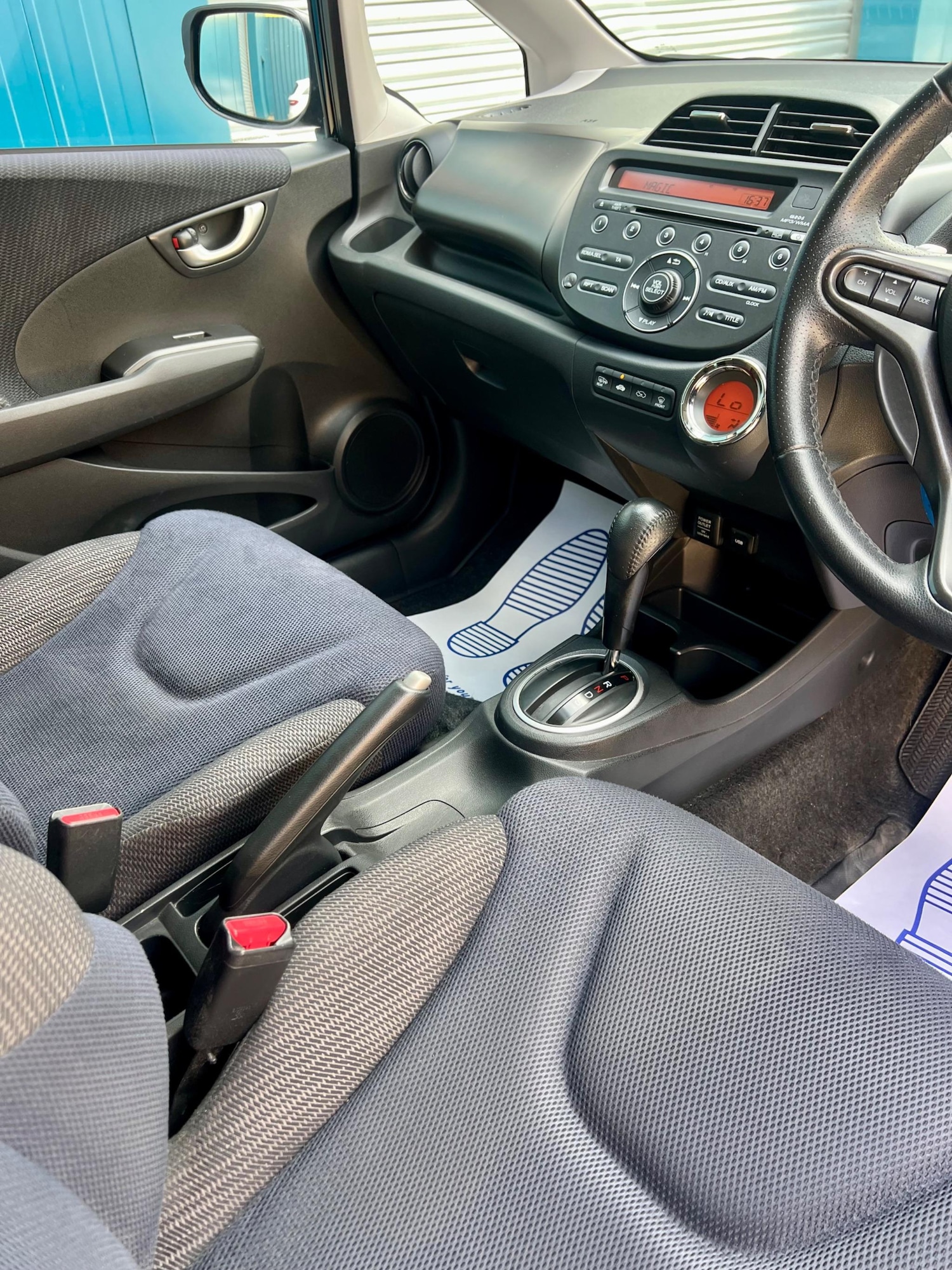 Used Honda Jazz 2014 for sale - 76201181: Photo 30