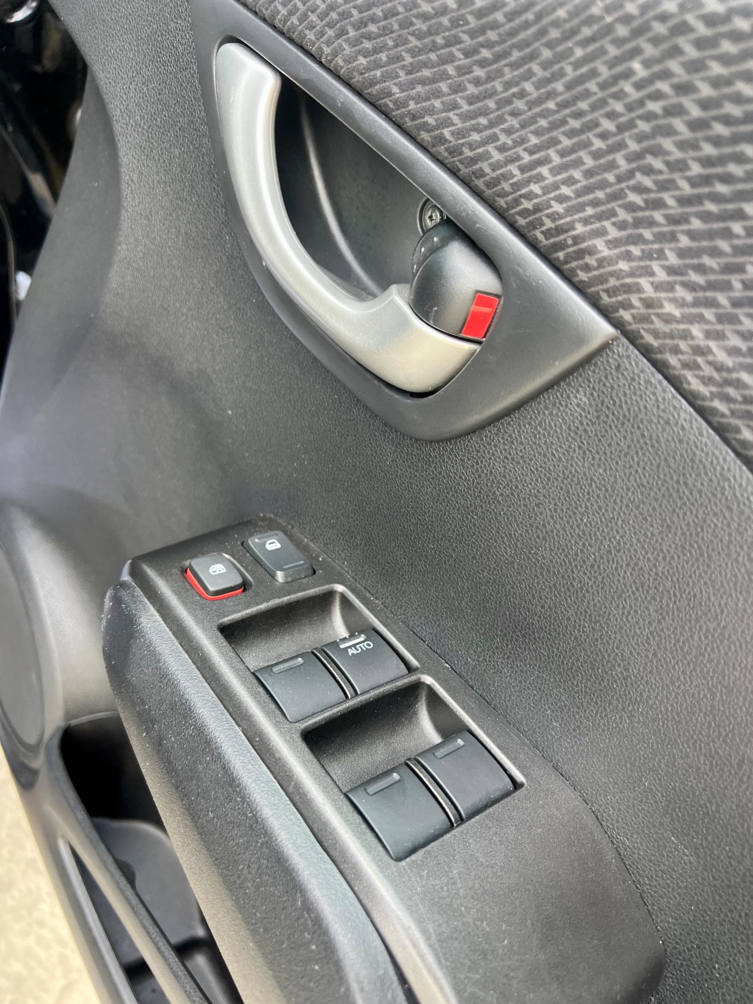 Used Honda Jazz 2014 for sale - 76201181: Photo 44