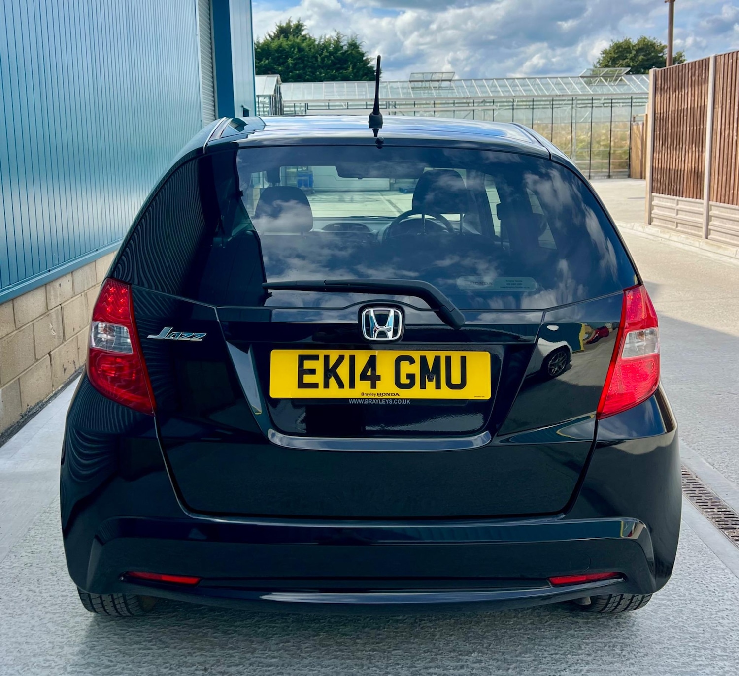 Used Honda Jazz 2014 for sale - 76201181: Photo 6