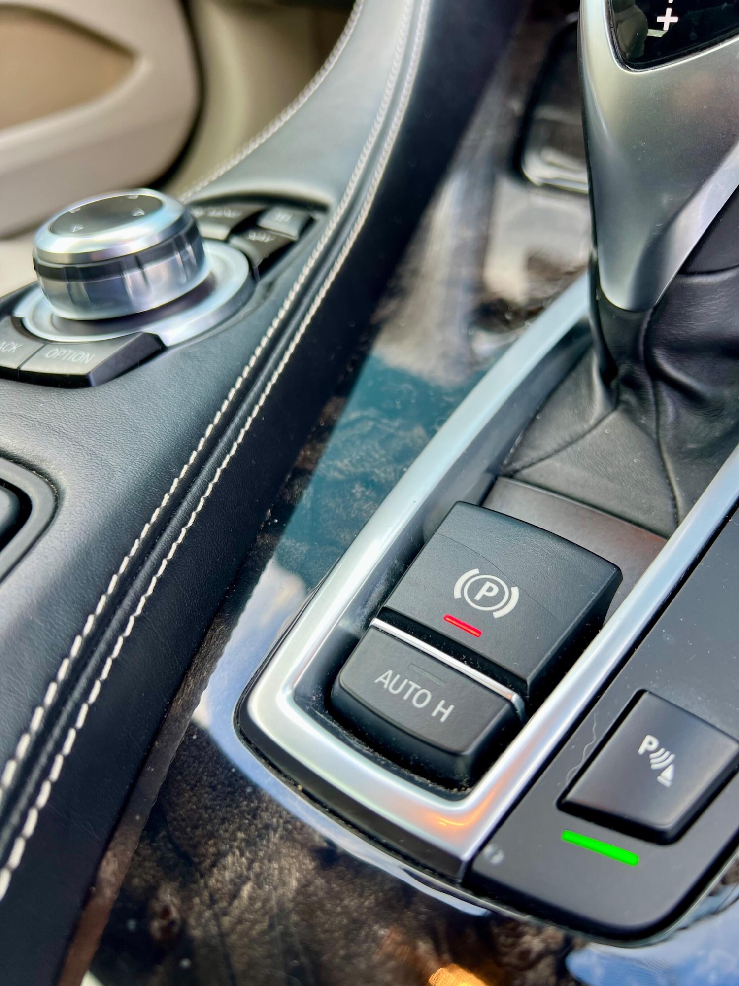 Used BMW 6 Series 2013 for sale - 76389419: Photo 70