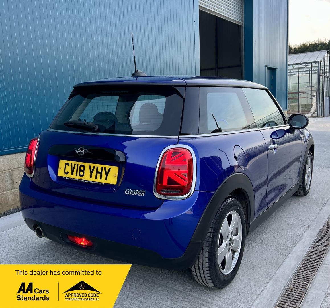 Used MINI Hatch 2018 for sale - 76199834: Photo 1