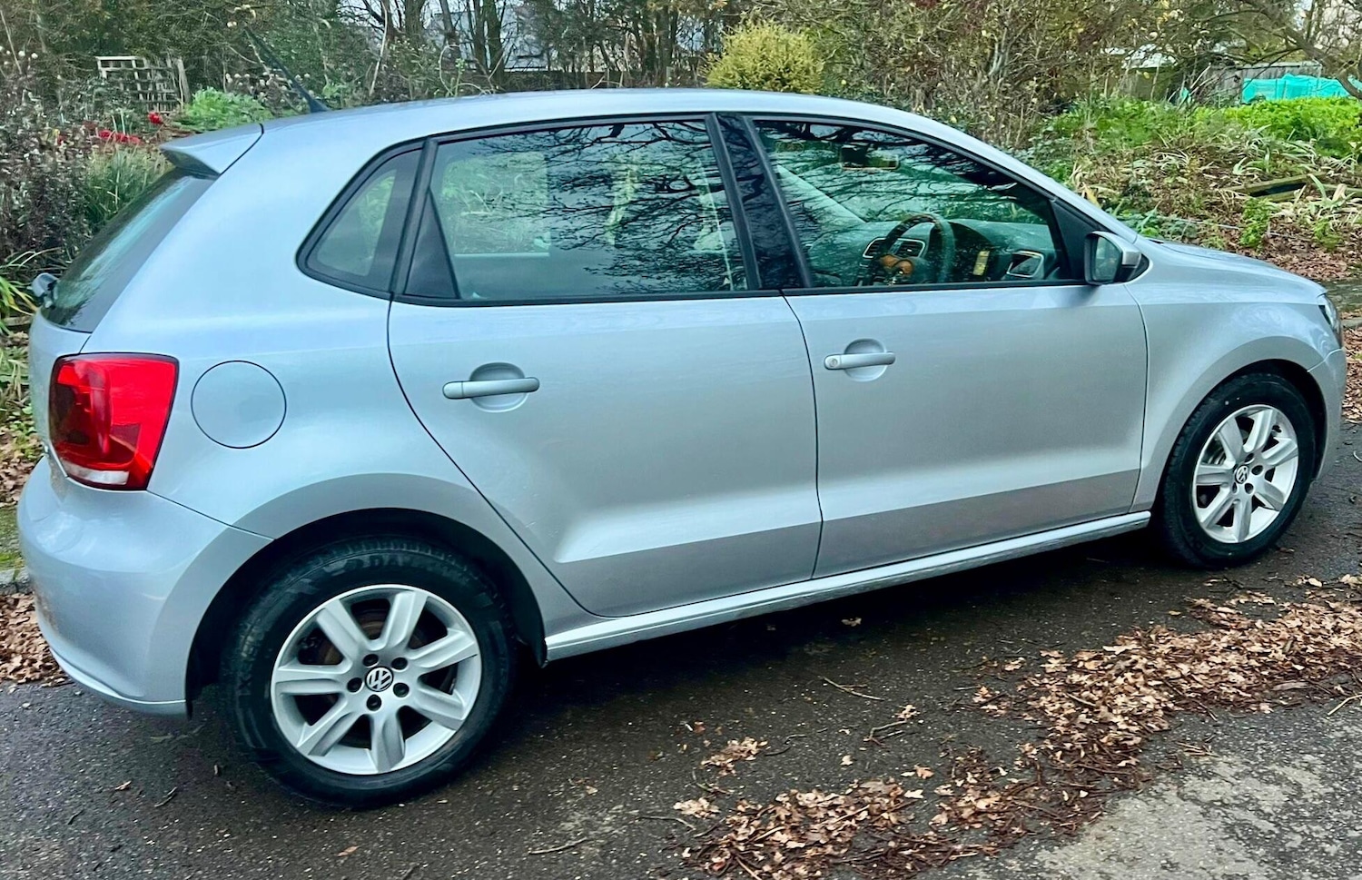 Used Volkswagen Polo 2011 for sale - 76644894: Photo 8