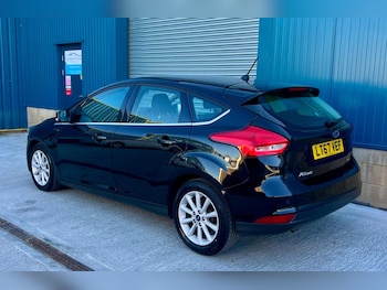 Used Ford Focus 2017 for sale - 76200775: Photo