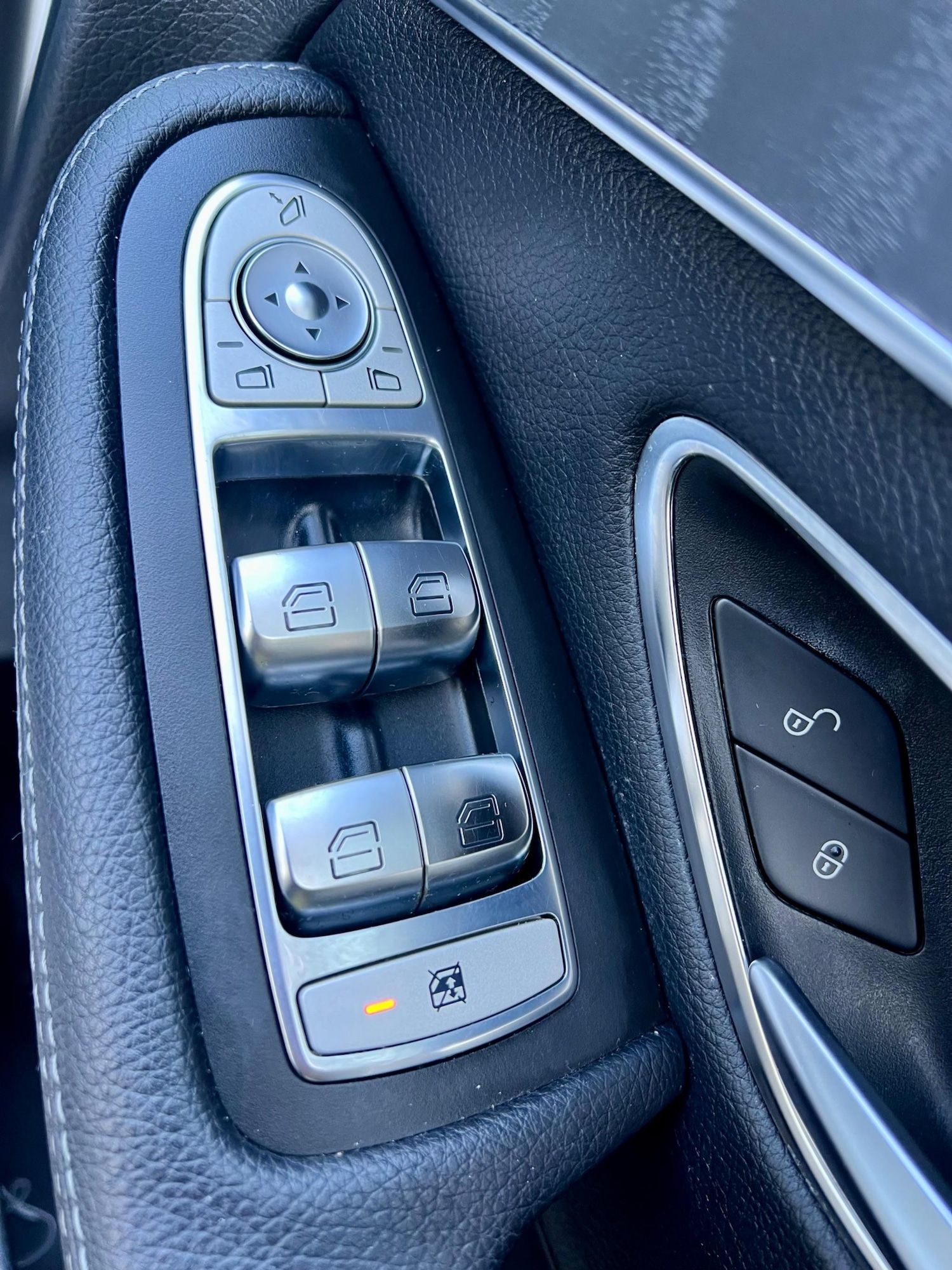 Used Mercedes-Benz GLC 2017 for sale - 76199769: Photo 55