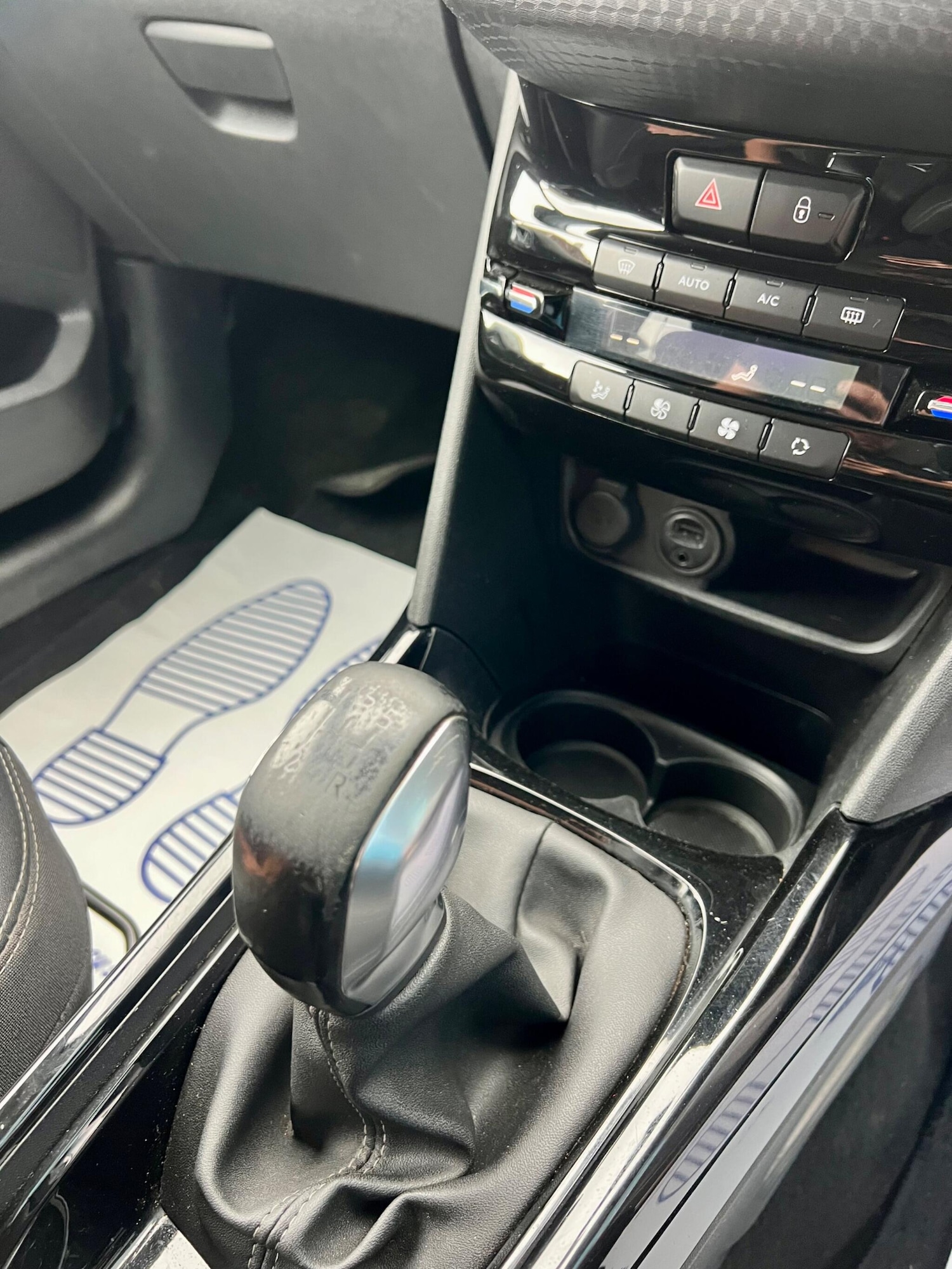 Used Peugeot 2008 2016 for sale - 76200076: Photo 46