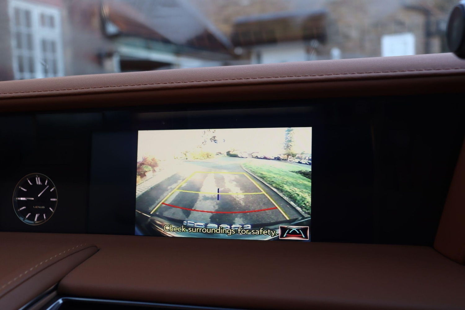 Used Lexus LC 2018 for sale - 76752692: Photo 17