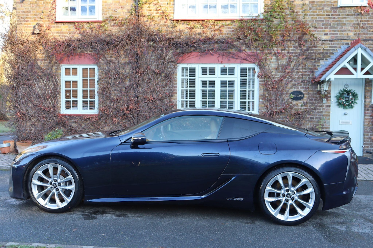 Used Lexus LC 2018 for sale - 76752692: Photo 6