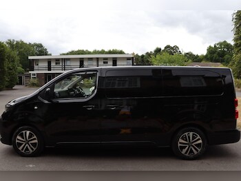 Used Peugeot e-Traveller 2025 for sale - 75298150: Photo