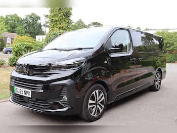 Used Peugeot e-Traveller 2025 for sale - 75298522: Photo