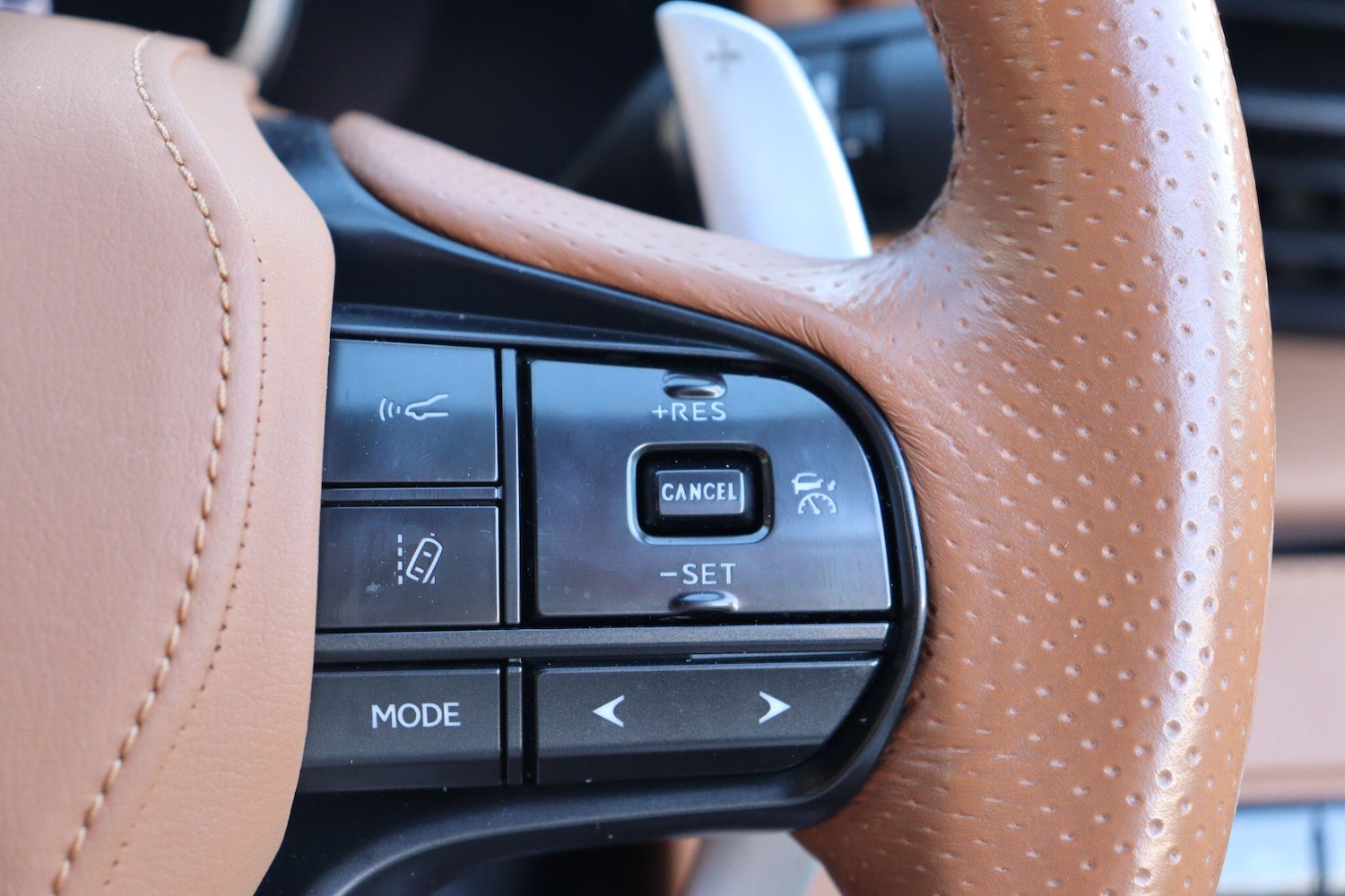 Used Lexus LC 2018 for sale - 77559579: Photo 25