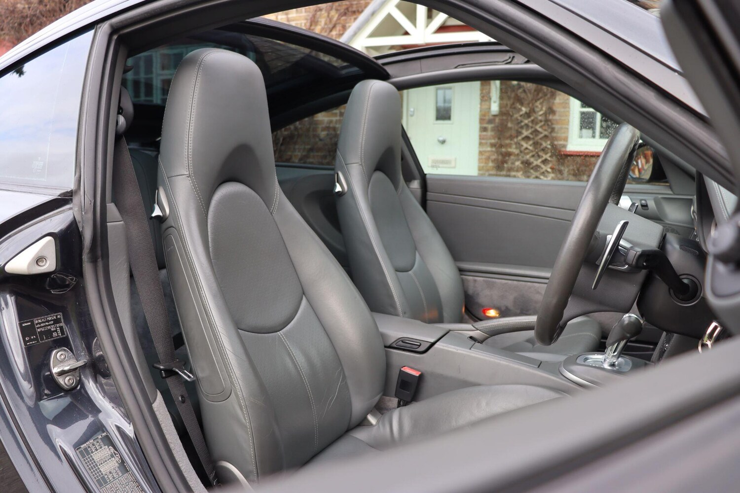 Used Porsche 911 2010 for sale - 77753188: Photo 16