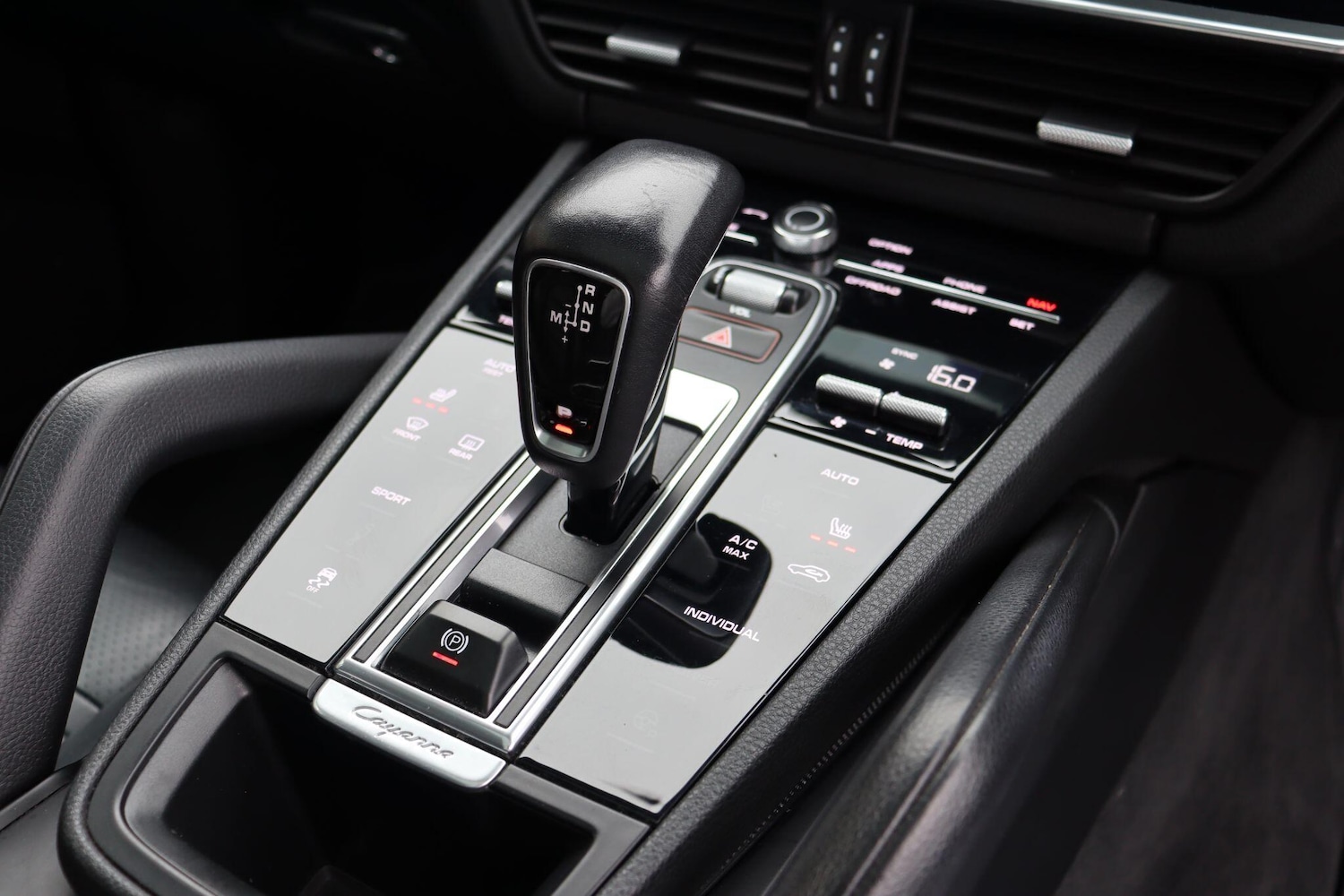 Used Porsche Cayenne 2018 for sale - 78007840: Photo 18