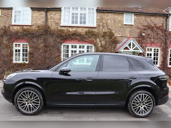Used Porsche Cayenne 2018 for sale - 78007840: Photo
