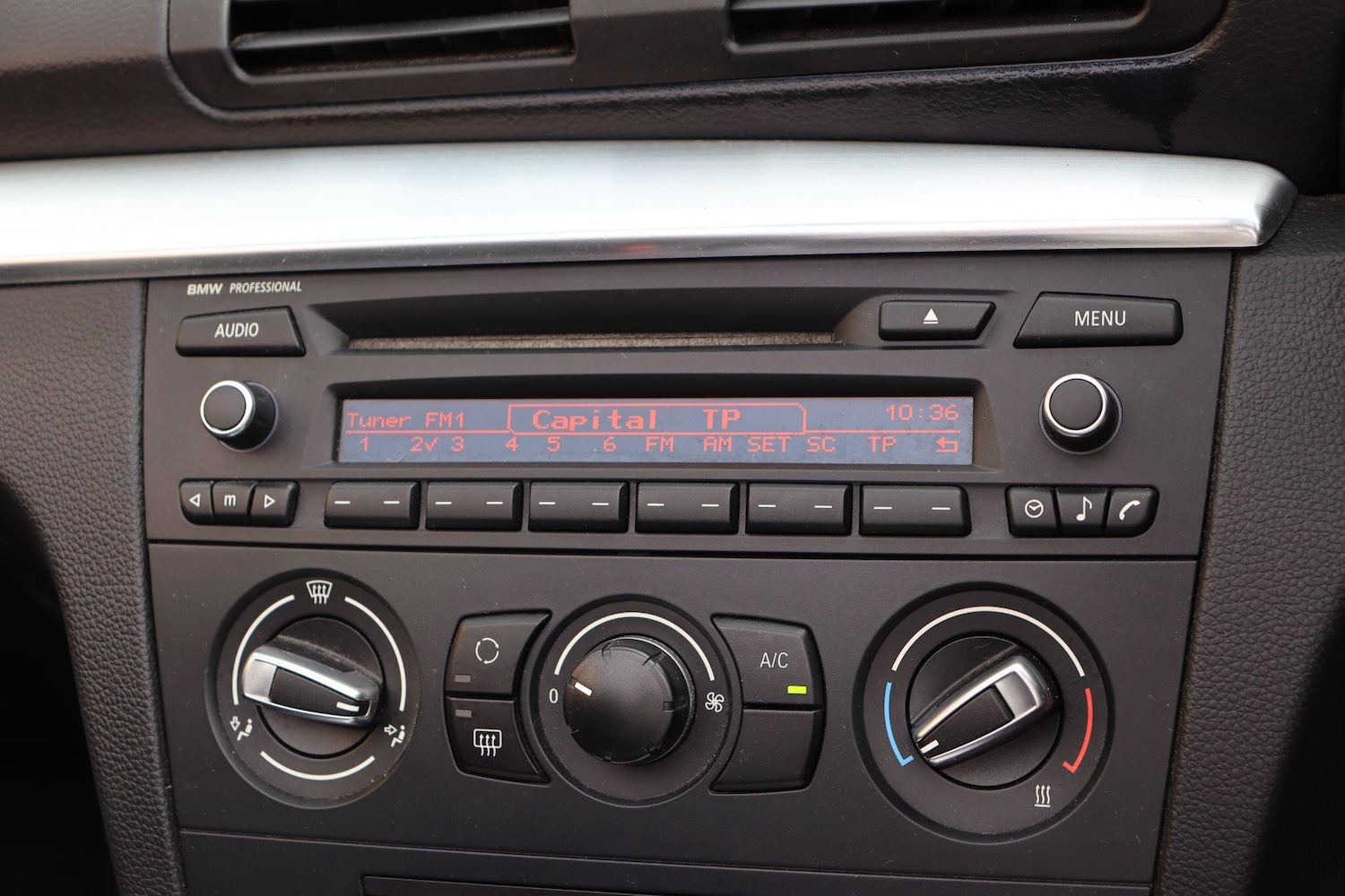 Used BMW 1 Series 2012 for sale - 76562224: Photo 15