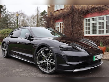 Used Porsche Taycan 2023 for sale - 77633702: Photo