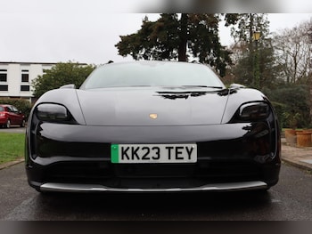 Used Porsche Taycan 2023 for sale - 77633702: Photo