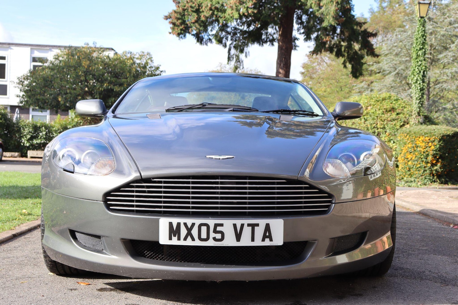 Used Aston Martin DB9 2005 for sale - 76349063: Photo 2